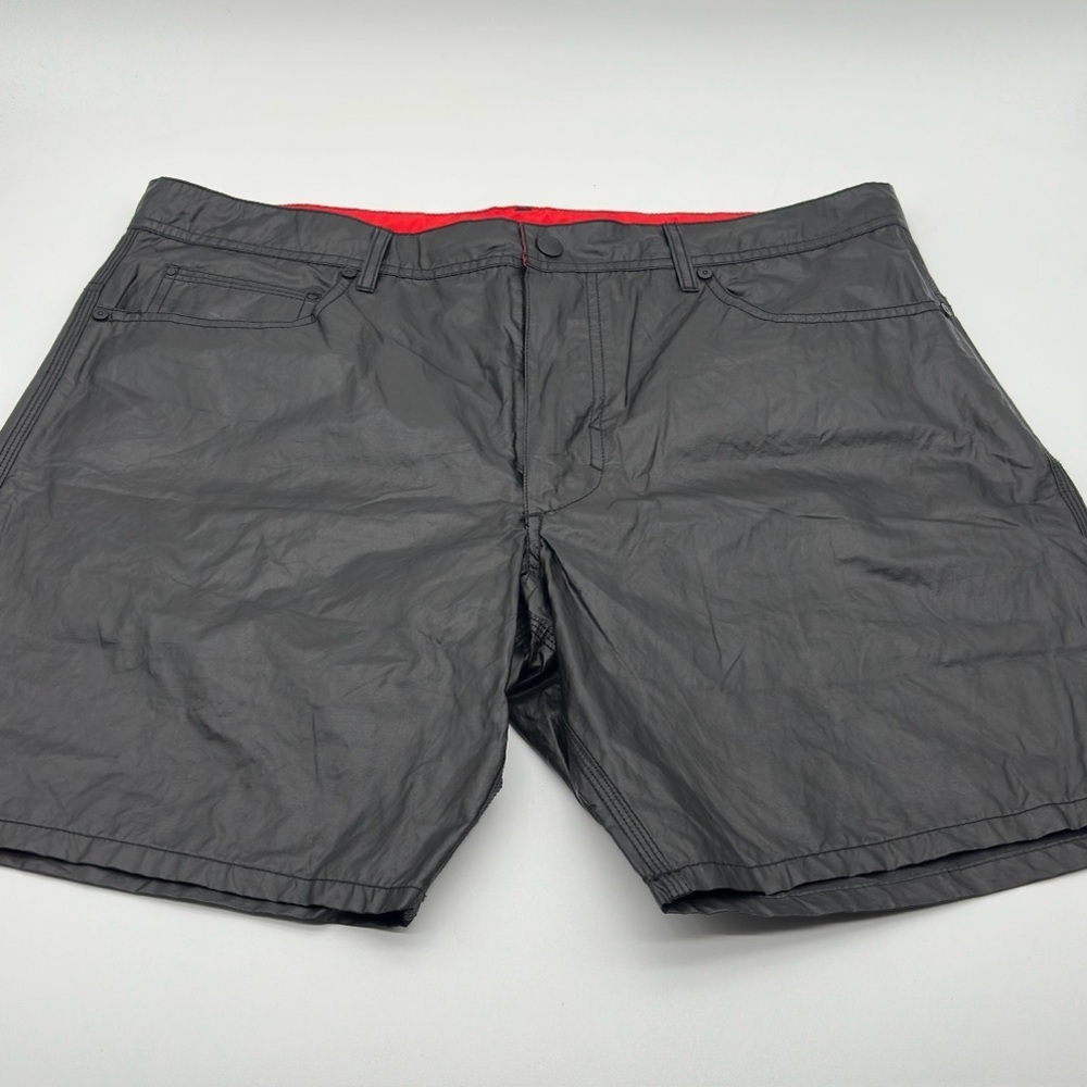 Diesel Waykeeki-F Board Shorts Men' Size 36 Metallic Swim Trunks Wet Look Coated